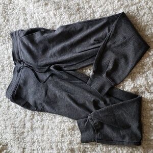Lululemon women's charcoal gray jogger size 4